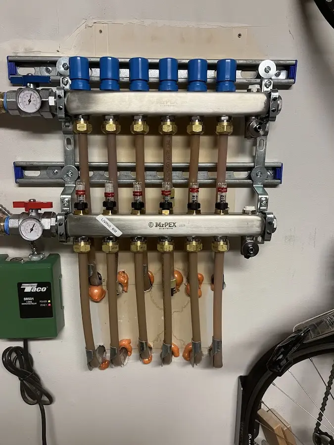 Plumber performing Gas Leak Detection at a residential property in Fort Polk South